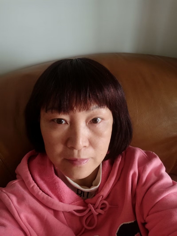红玫瑰的第一张照片--漳州相亲服务中心