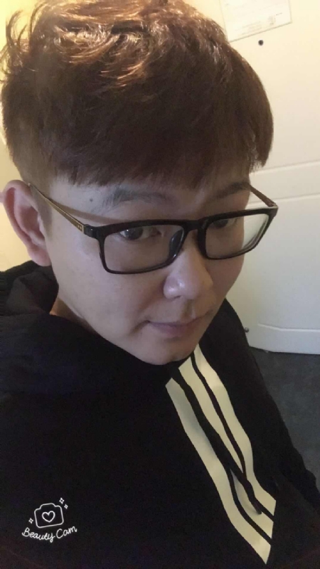 石头啊的第一张照片--漳州相亲服务中心