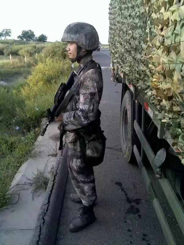 搬砖中的第一张照片--漳州相亲服务中心