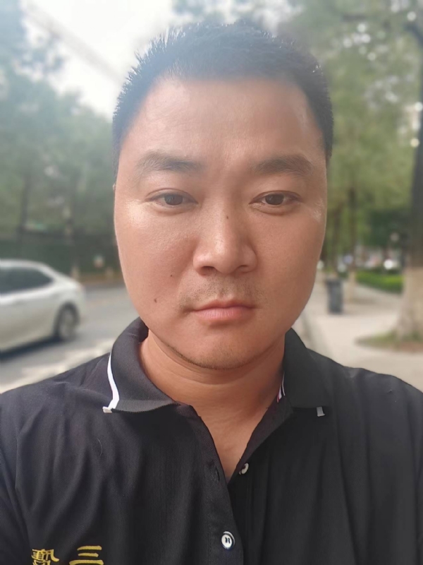 独寂的第一张照片--漳州相亲服务中心