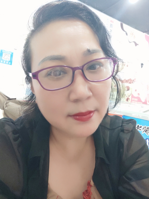 娜财娜福的第一张照片--漳州相亲服务中心