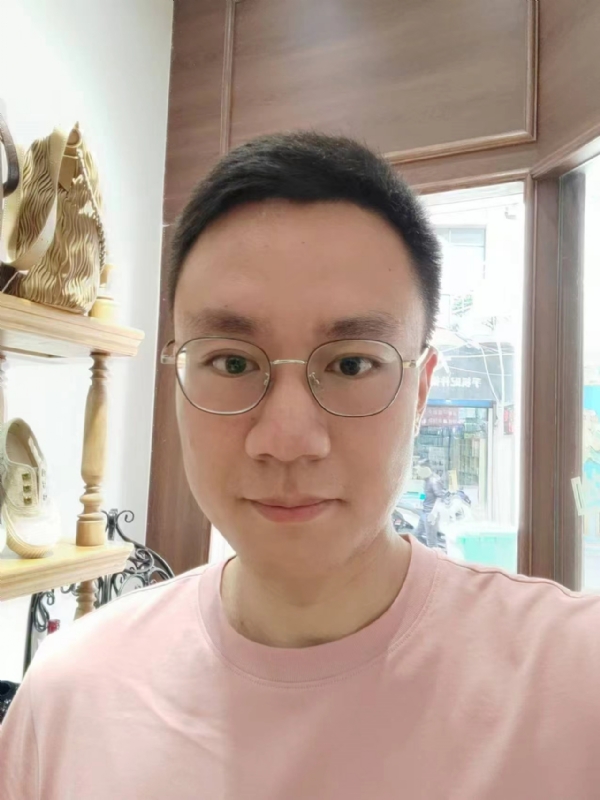 乐let的第一张照片--漳州相亲服务中心