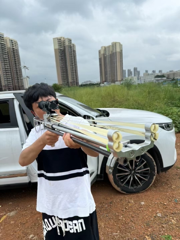 凌其飞的第二张照片--漳州相亲服务中心