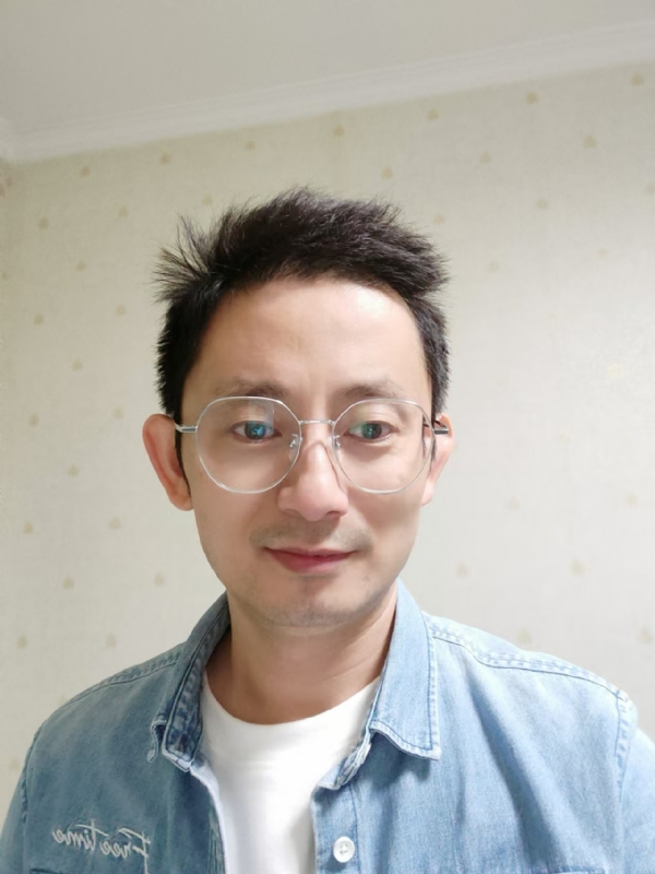 飘逸的第二张照片--漳州相亲服务中心