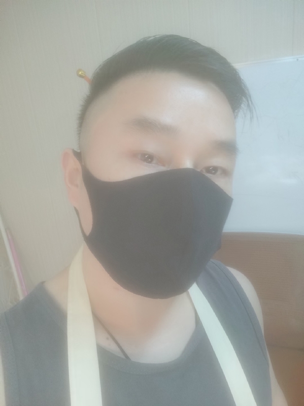Poluk秦的第二张照片--漳州相亲服务中心