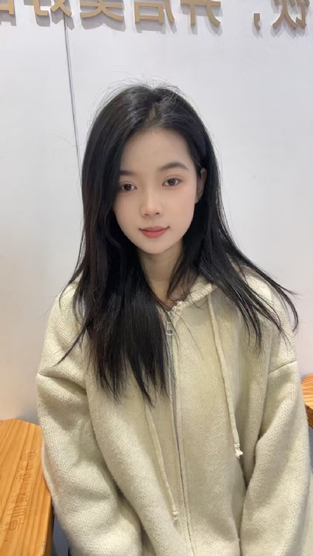草莓奶昔的第一张照片--漳州相亲服务中心