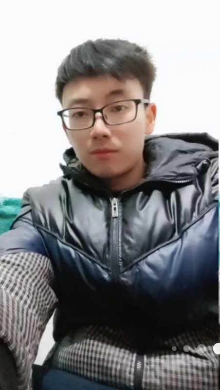 吐泡泡的小鱼的第一张照片--漳州相亲服务中心