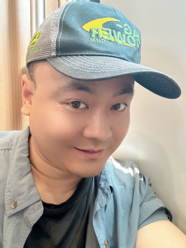 冰的第二张照片--漳州相亲服务中心