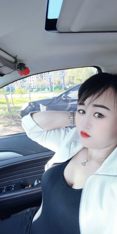王芳燕的第四张照片--漳州相亲服务中心
