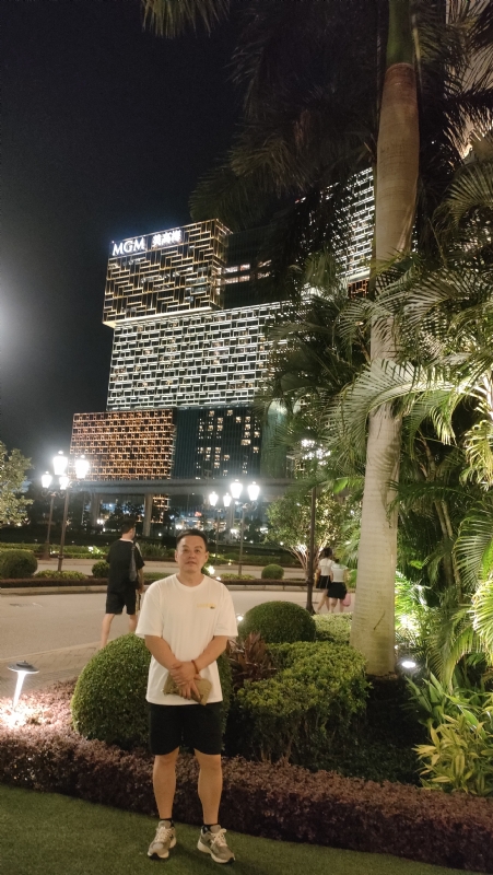 熟悉的身影的第一张照片--漳州相亲服务中心