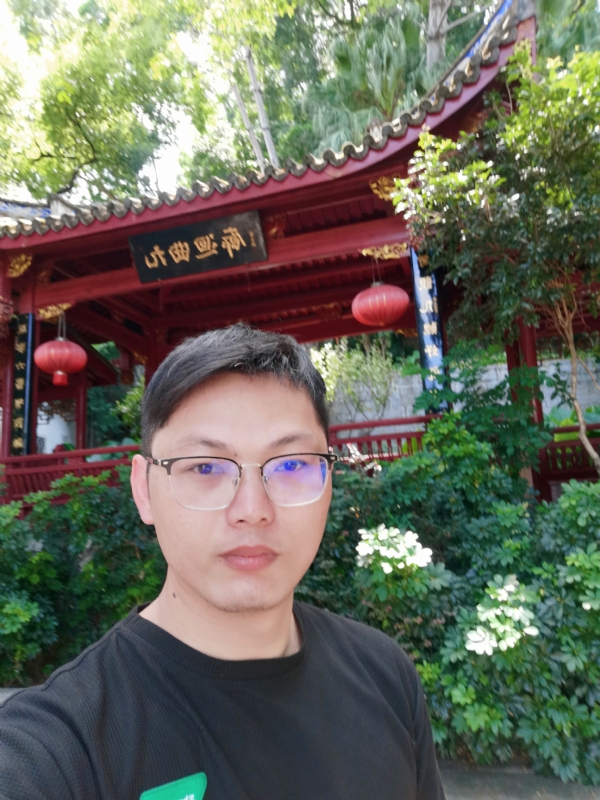 墨枫的第一张照片--漳州相亲服务中心