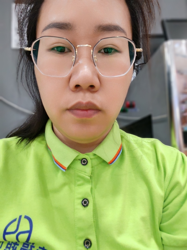 麻花小辫的第一张照片--漳州相亲服务中心