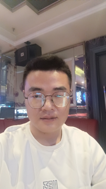 骑着蜗牛撵大象的第一张照片--漳州相亲服务中心