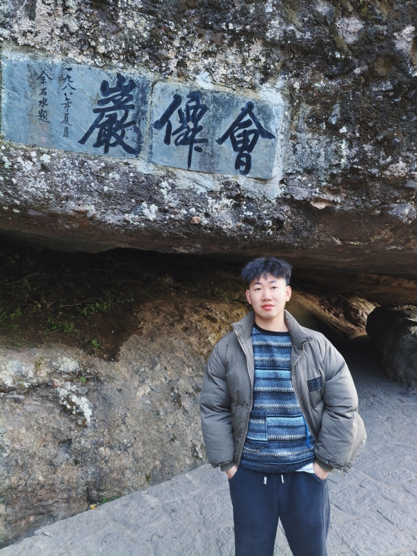 帅邓拖网速的第二张照片--漳州相亲服务中心