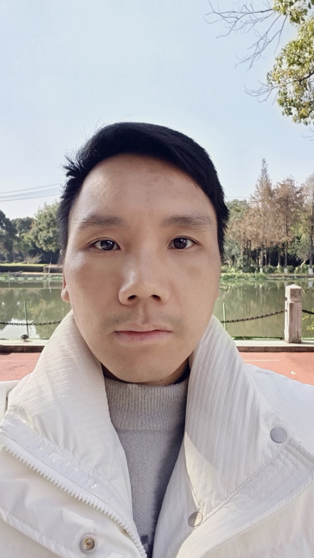 郑启新程的第一张照片--漳州相亲服务中心