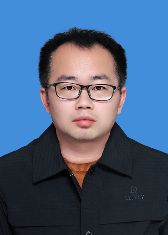 驰龙的第一张照片--漳州相亲服务中心