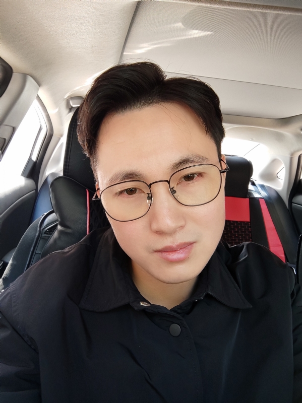 沉默先绅的第一张照片--漳州相亲服务中心