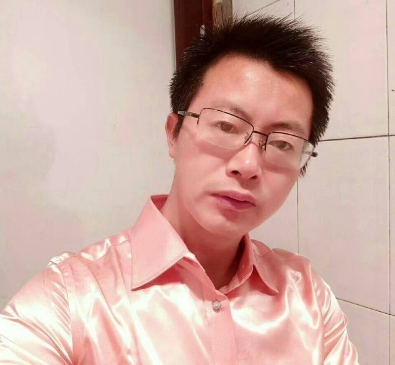 亮亮的第一张照片--漳州相亲服务中心