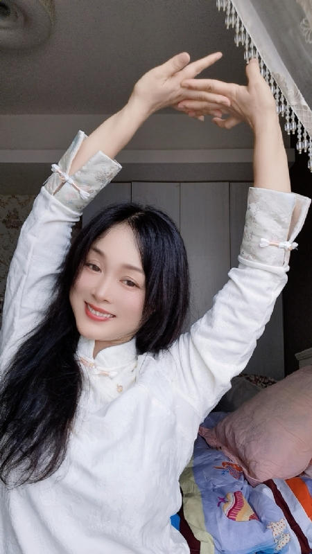 伊伊的第四张照片--漳州相亲服务中心