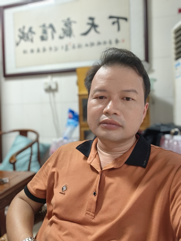 自强不息的第一张照片--漳州相亲服务中心