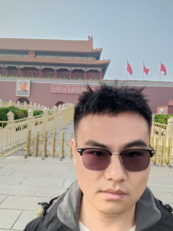 喧嚣的风的第一张照片--漳州相亲服务中心