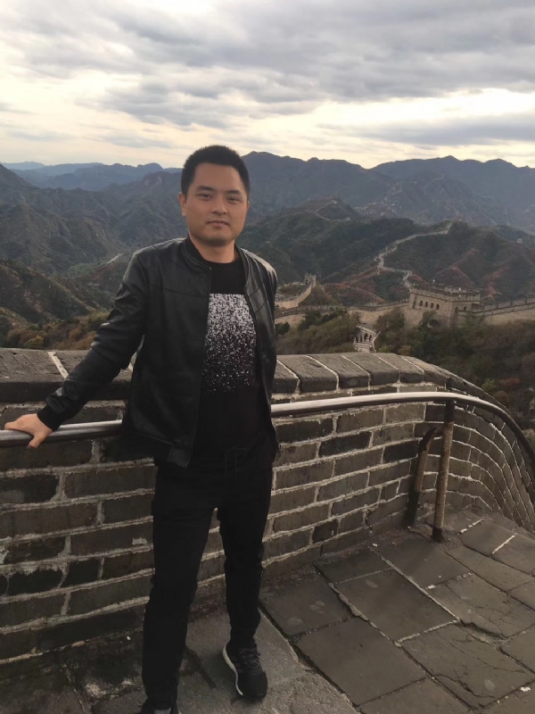 海阔天空的第一张照片--漳州相亲服务中心