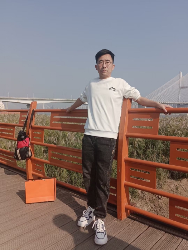 黑白的第一张照片--漳州相亲服务中心