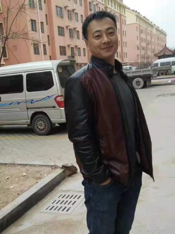 云淡风轻的第一张照片--漳州相亲服务中心
