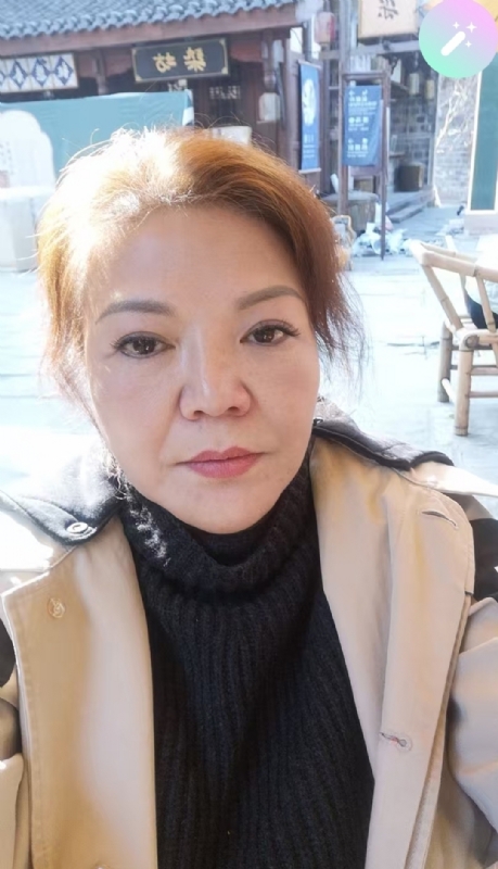 宛霞的第二张照片--漳州相亲服务中心