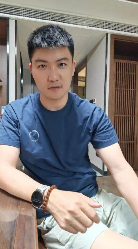 大鹏展翅的第二张照片--漳州相亲服务中心