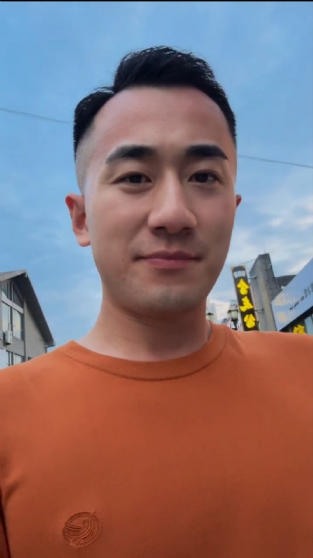 往事随风的第一张照片--漳州相亲服务中心