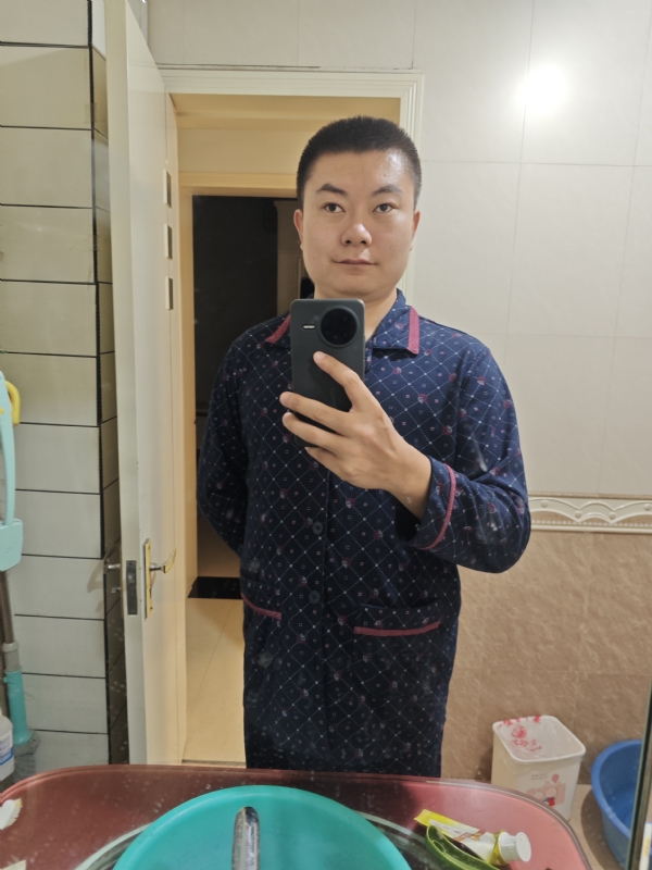 迷迷糊糊的第一张照片--漳州相亲服务中心