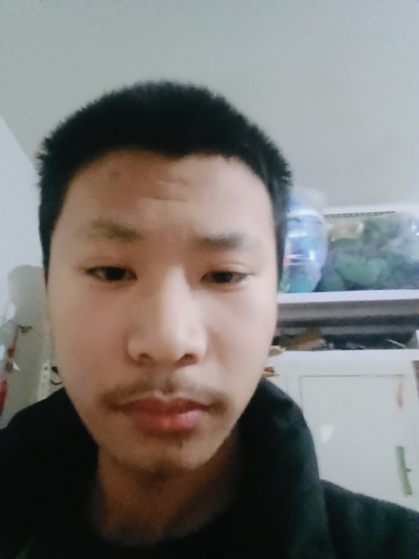 g未成年的第一张照片--漳州相亲服务中心