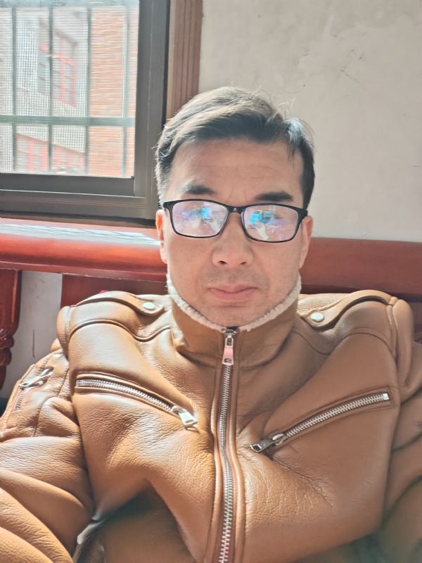 弹簧的第一张照片--漳州相亲服务中心