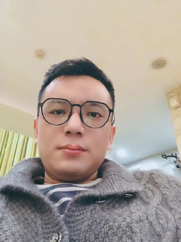 失神的第一张照片--漳州相亲服务中心