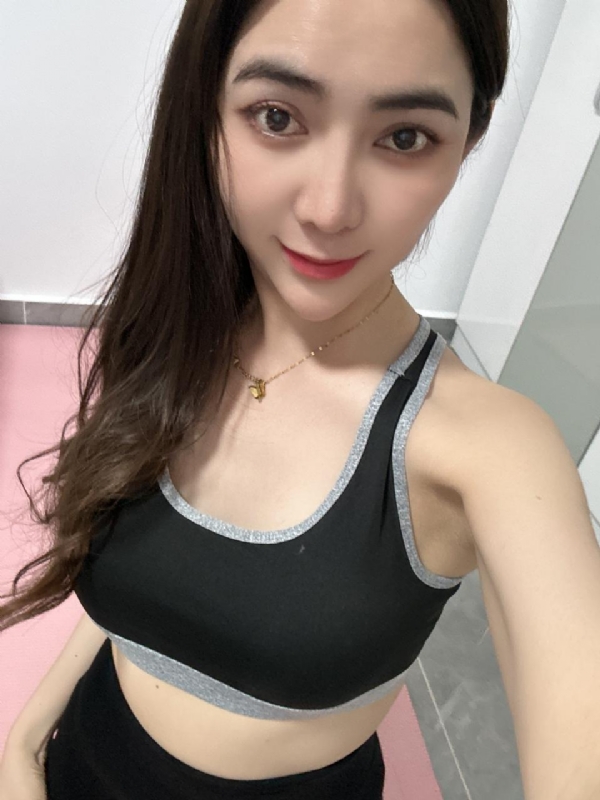 冰冰的第一张照片--漳州相亲服务中心