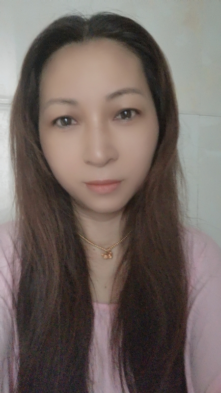 依依的第一张照片--漳州相亲服务中心