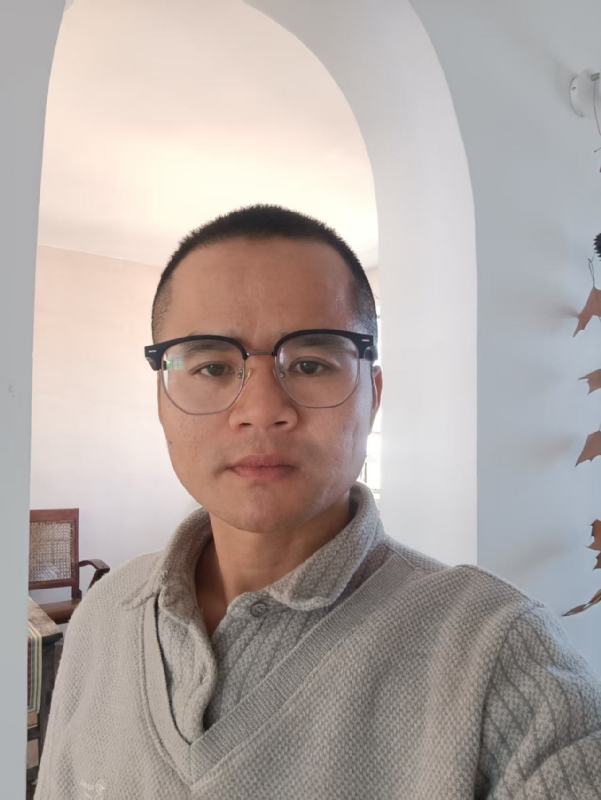 戴戴的第一张照片--漳州相亲服务中心