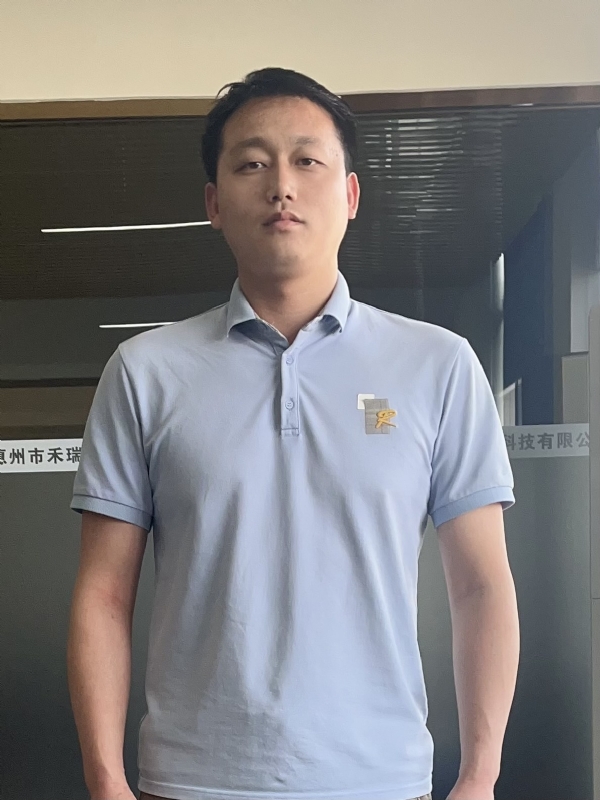 鹊桥的第一张照片--漳州相亲服务中心