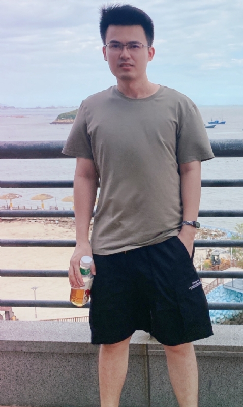 火花的第一张照片--漳州相亲服务中心