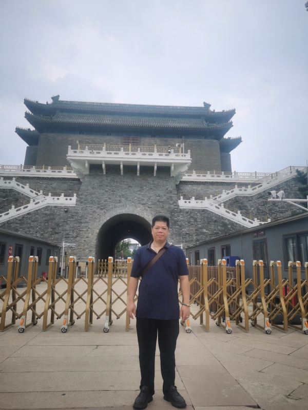 伟哥的第一张照片--漳州相亲服务中心