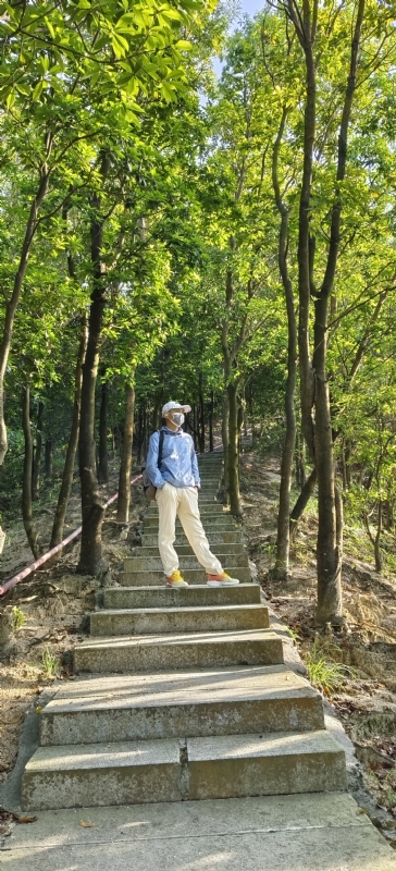 书衣的第三张照片--漳州相亲服务中心