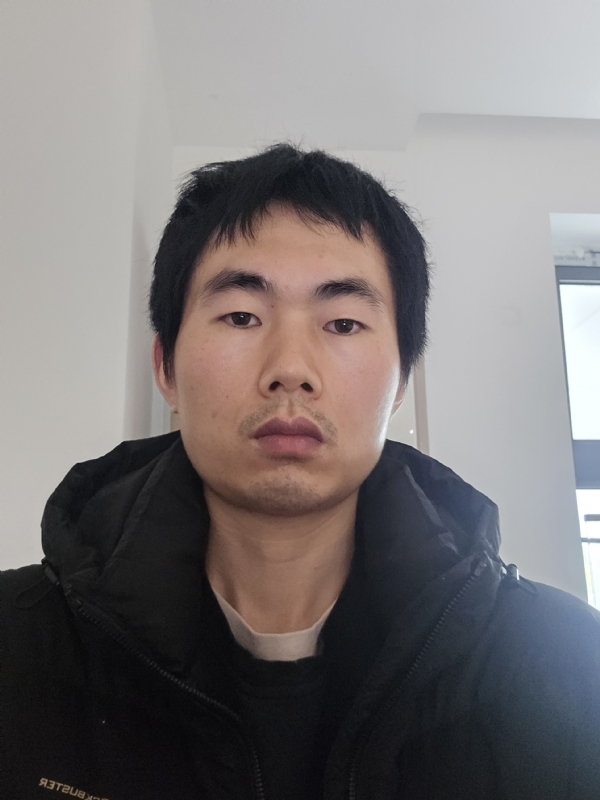 洛华晟的第三张照片--漳州相亲服务中心